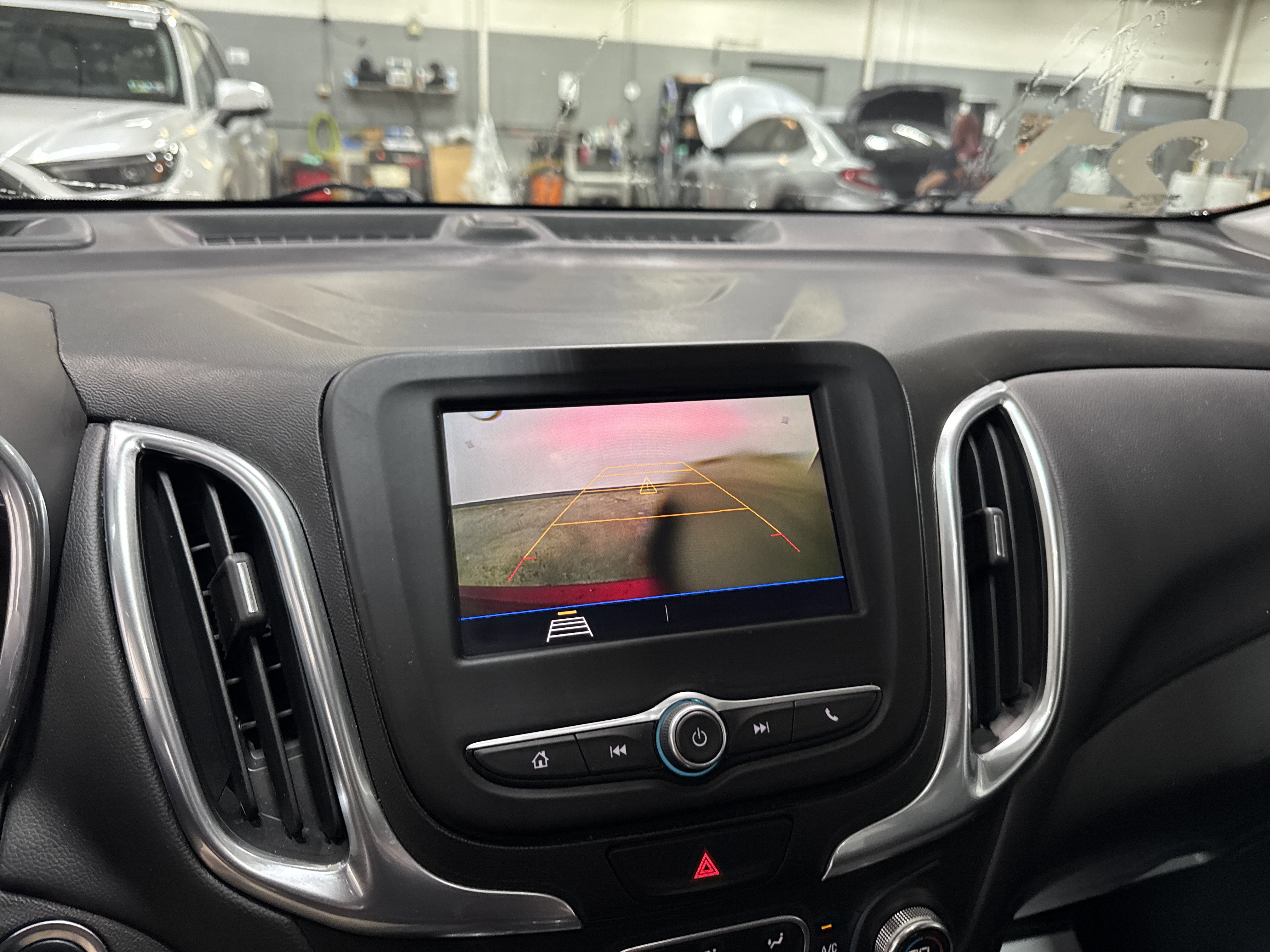Used 2021 Chevrolet Equinox LT image 19