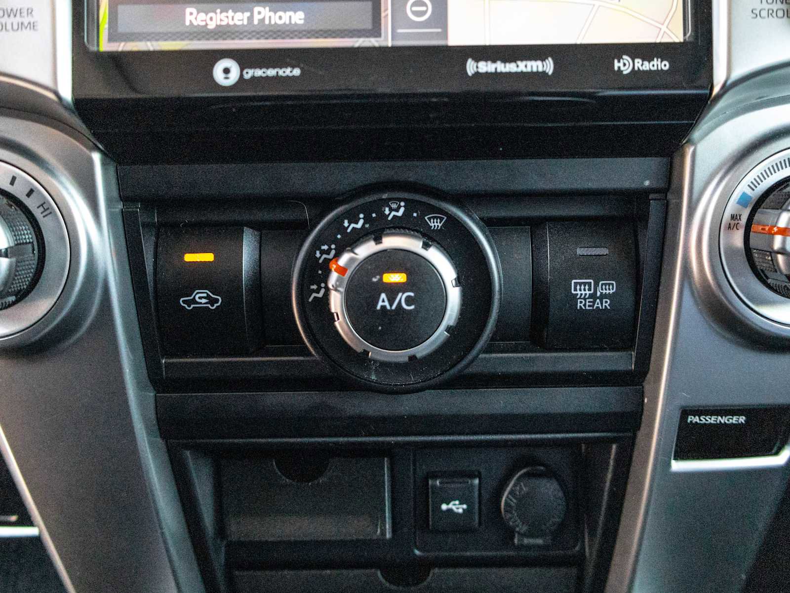 Used 2022 Toyota 4Runner SR5 Premium w/ Moonroof Package RWD image 46