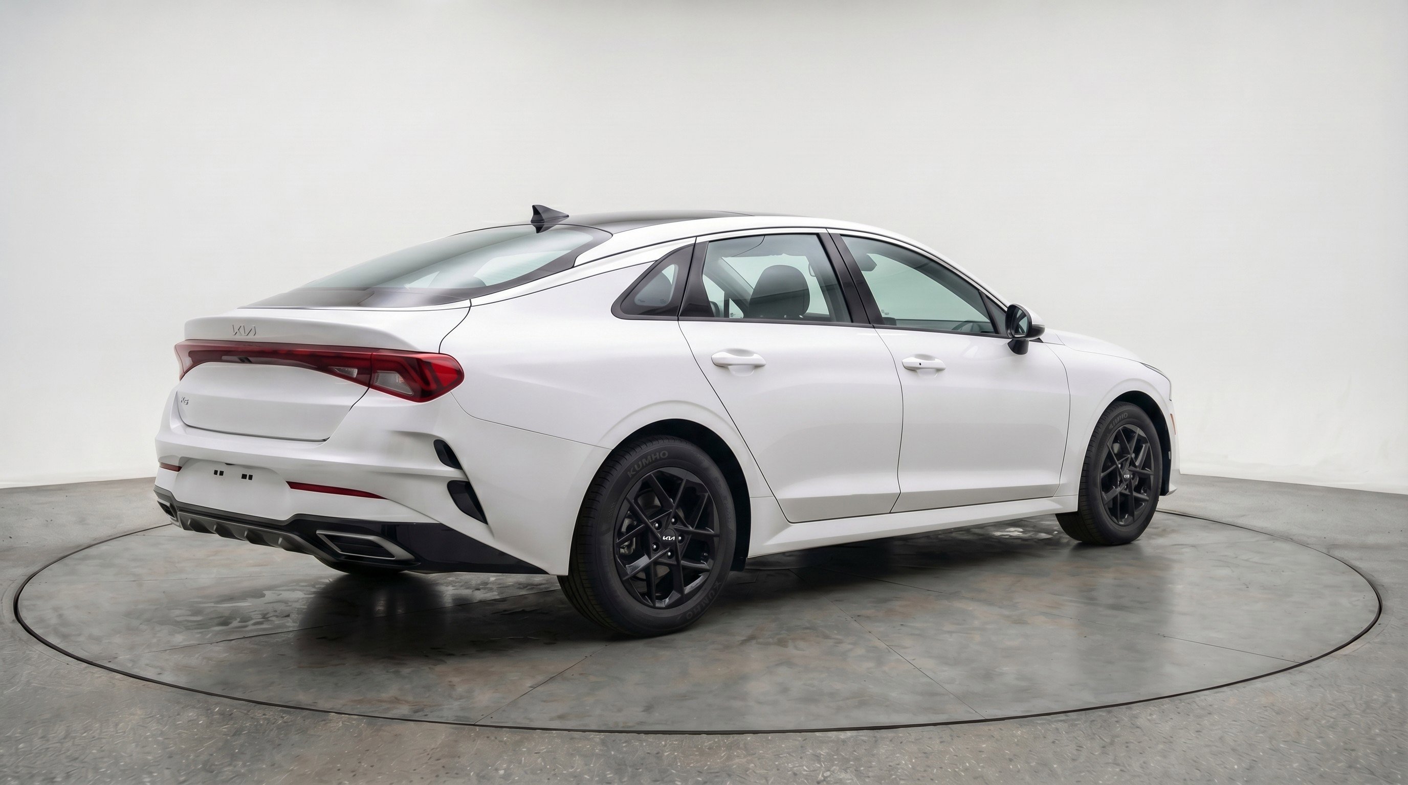 Used 2025 Kia K5 LXS image 9