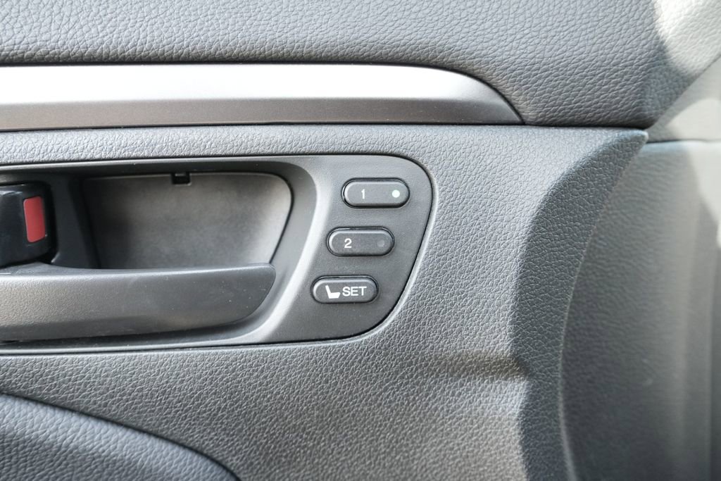 Used 2024 Honda Passport EX-L image 25