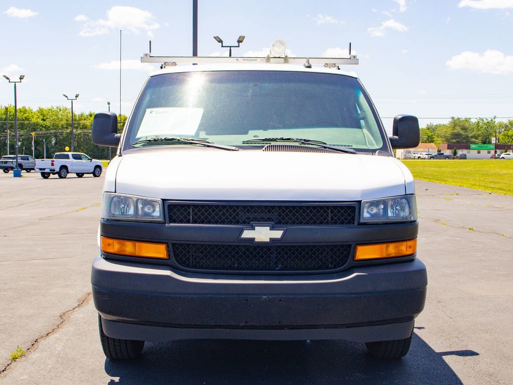 Used 2020 Chevrolet Express 2500 w/ Communications Package RWD image 2