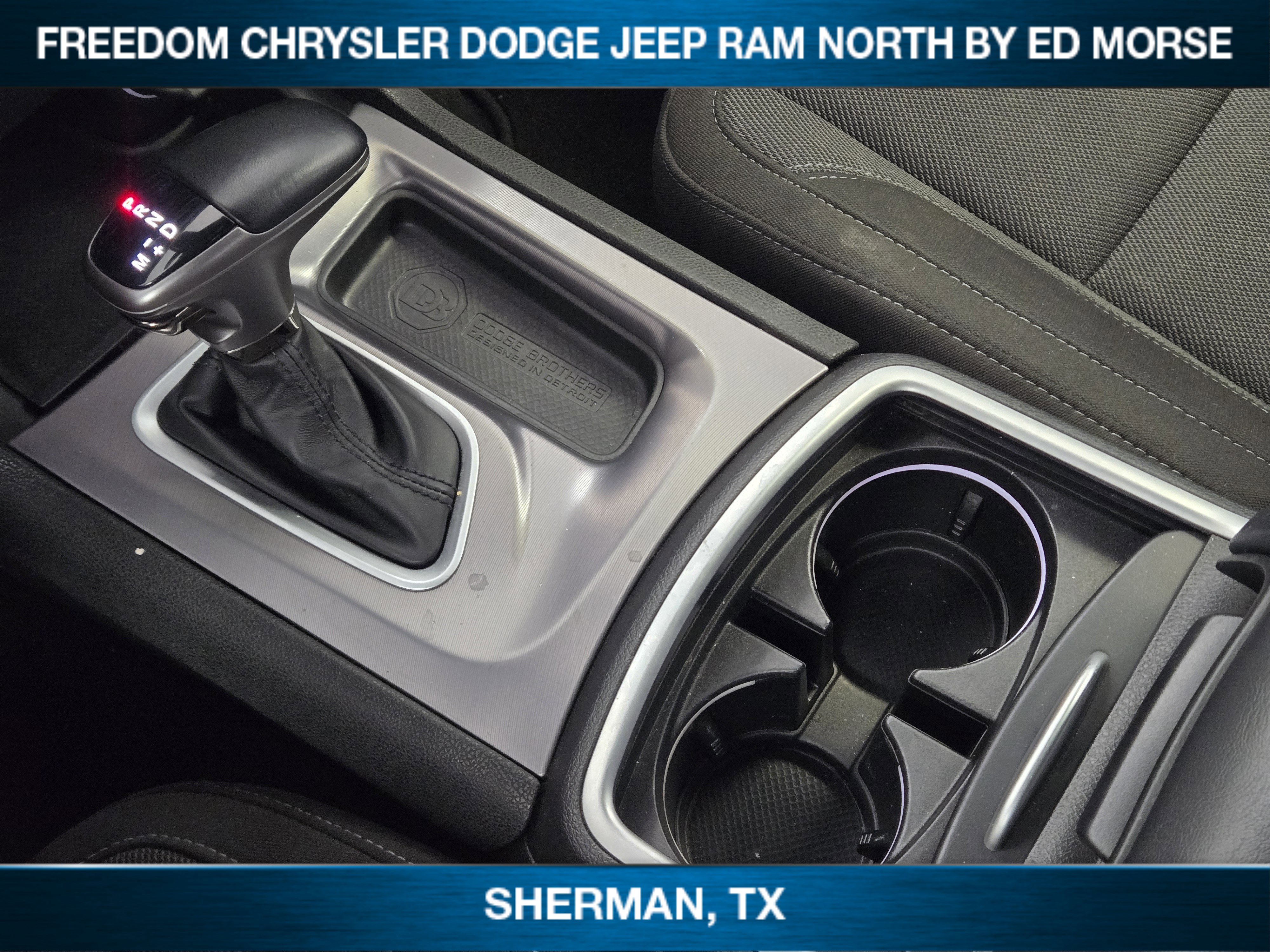 Certified 2022 Dodge Charger SXT w/ Navigation & Travel Group image 15