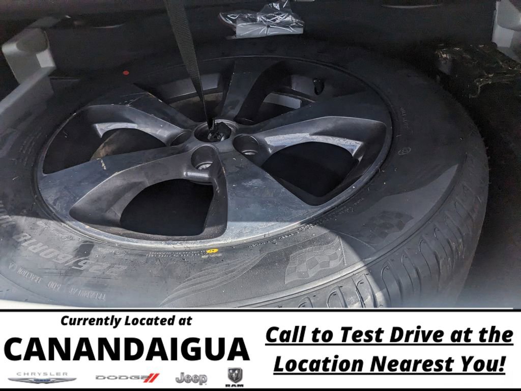 Used 2021 Jeep Cherokee Limited w/ Elite Package image 14