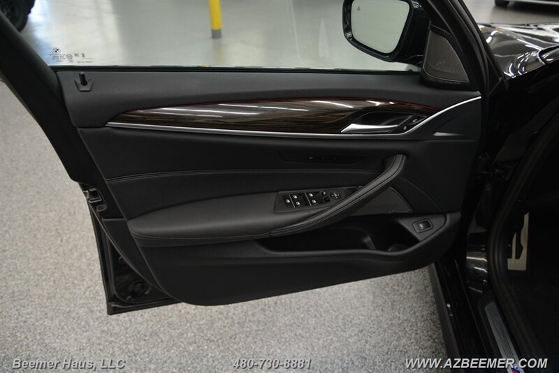 Used 2023 BMW 530i w/ M Sport Package RWD image 44