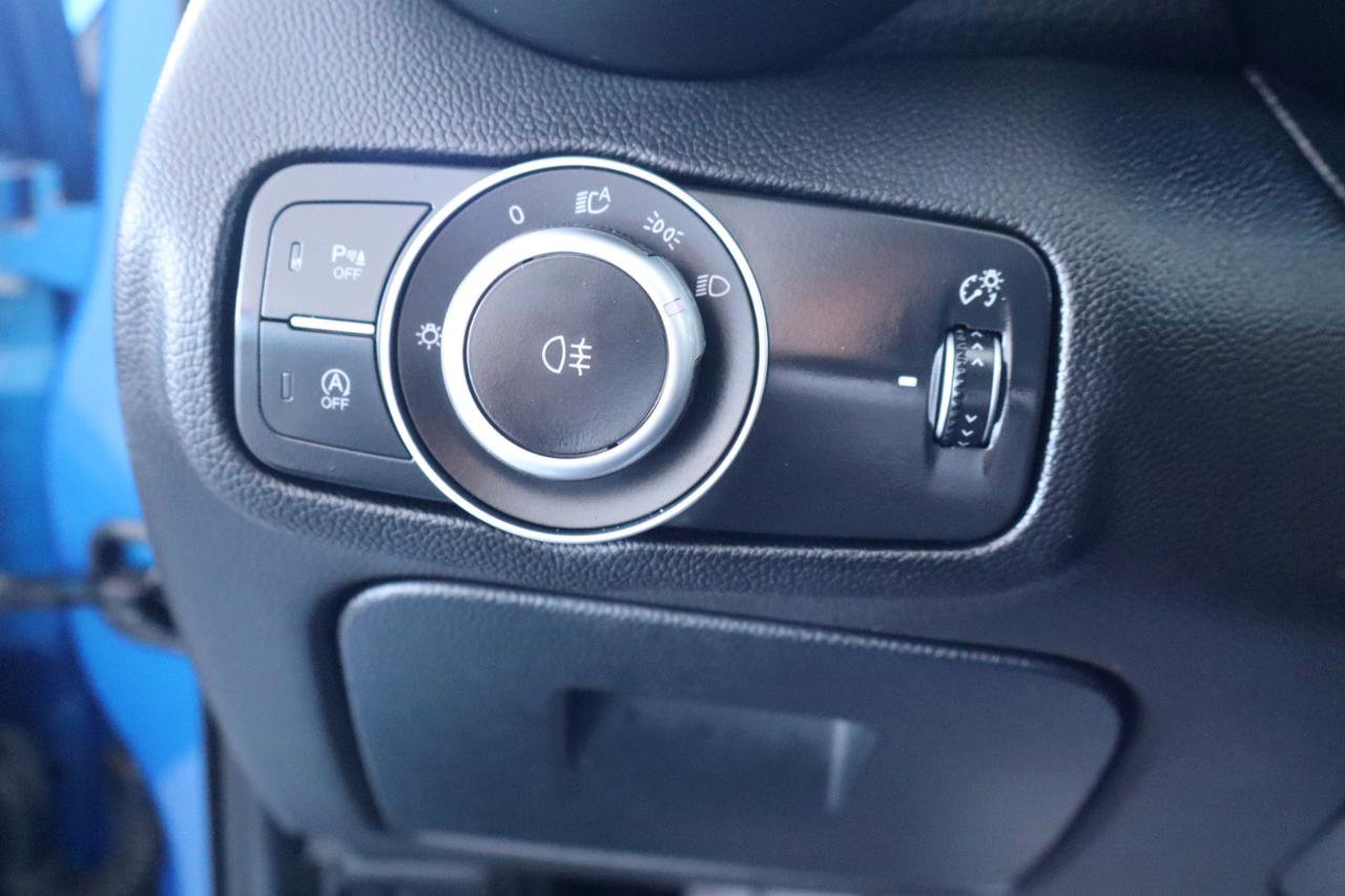 Used 2018 Alfa Romeo Giulia RWD image 23