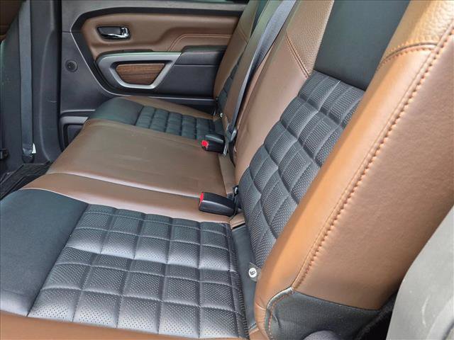 Used 2017 Nissan Titan Platinum Reserve RWD image 18