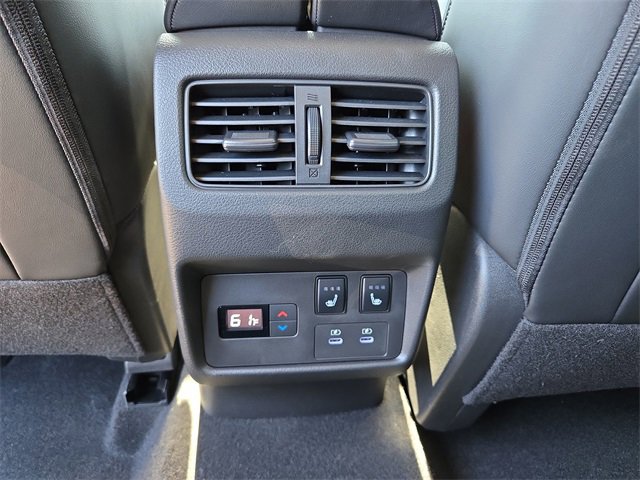 New 2026 Nissan Rogue Platinum w/ Platinum Premium Package image 18