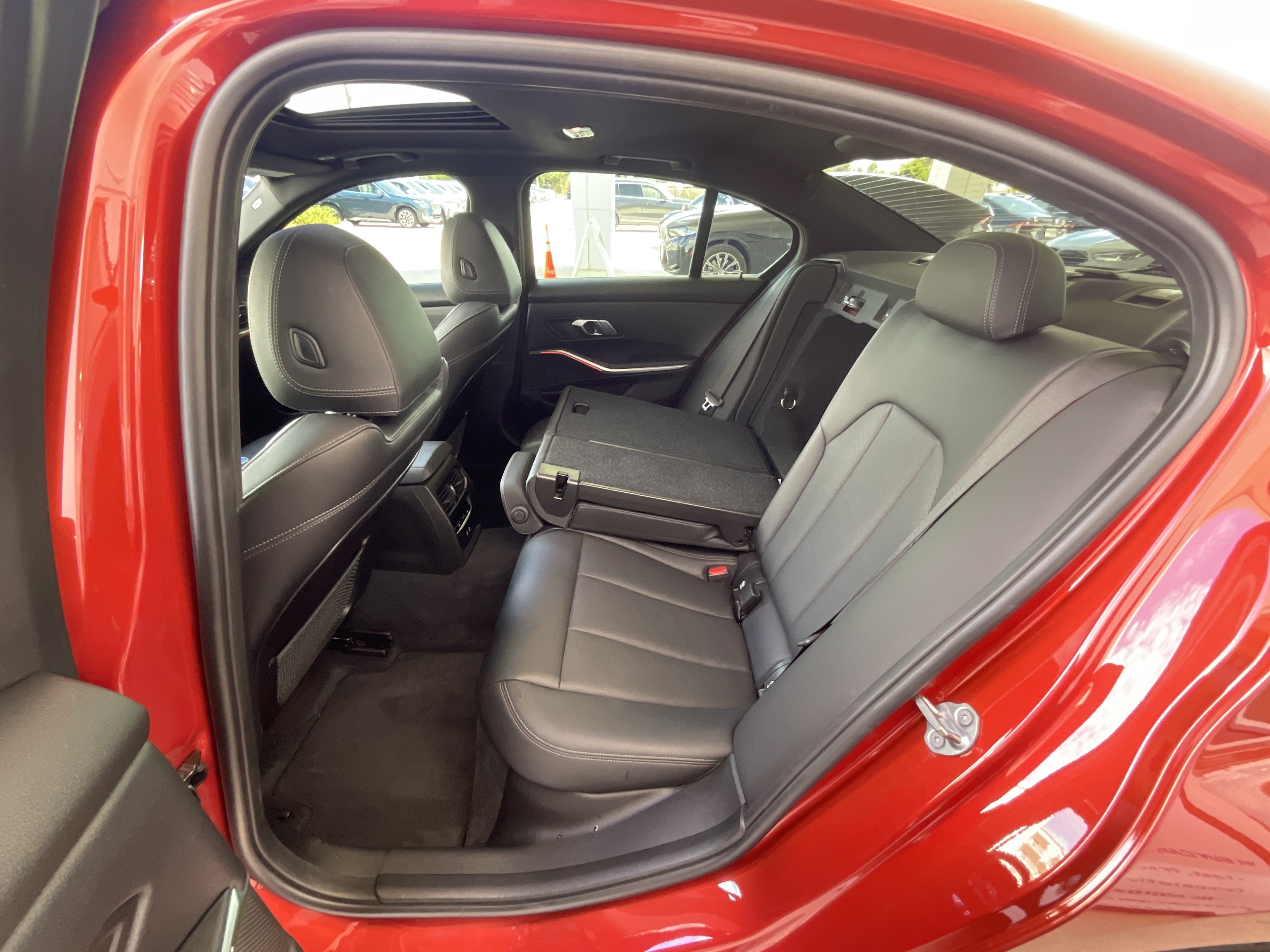 Used 2022 BMW 330i Sedan w/ Premium Package RWD image 29