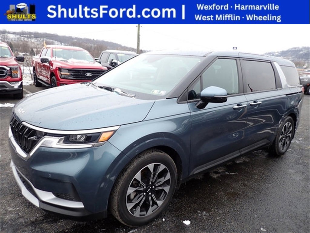 Used 2024 Kia Carnival EX image 1