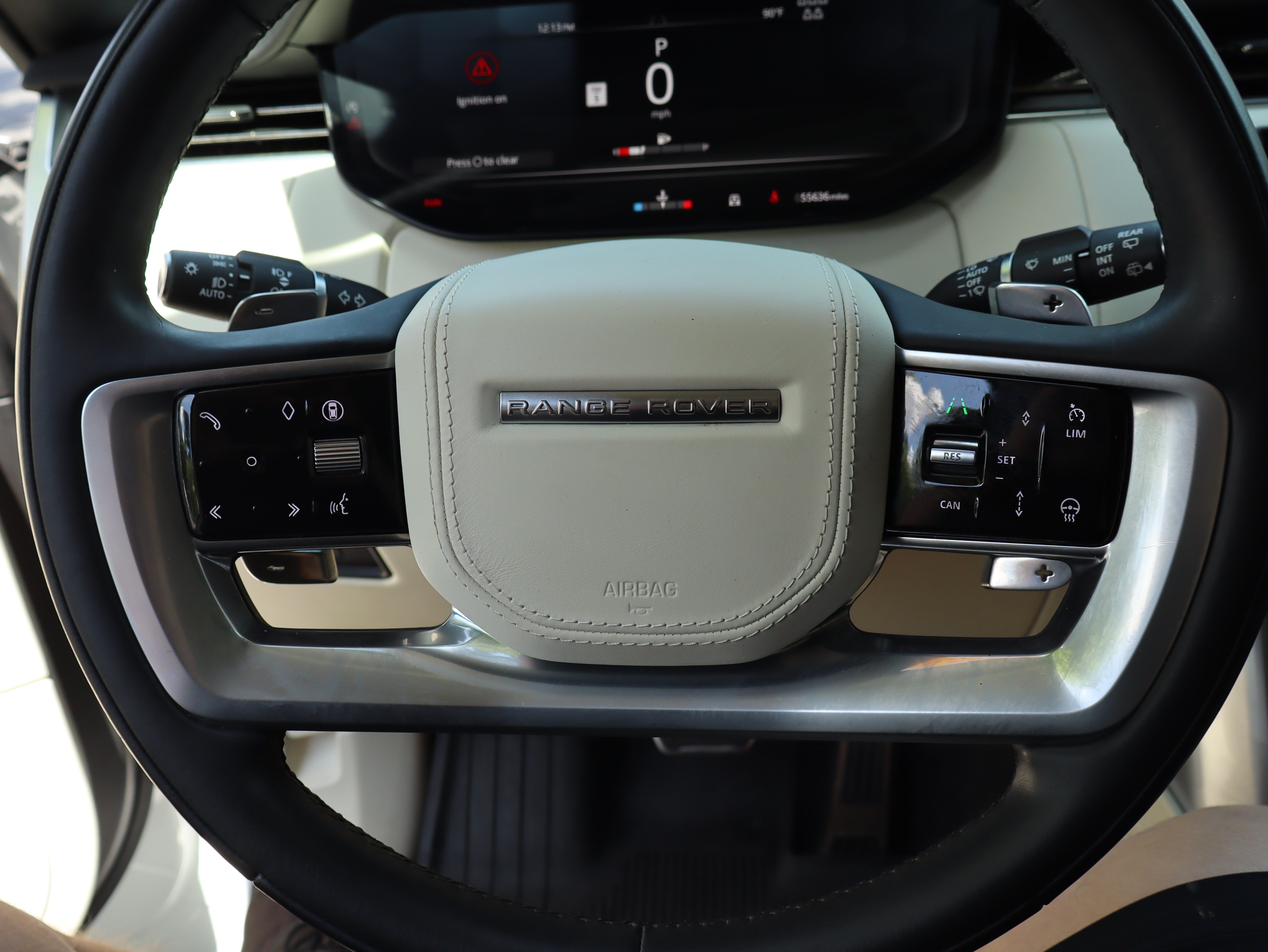 Used 2024 Land Rover Range Rover Long Wheelbase SE AWD/4WD image 28