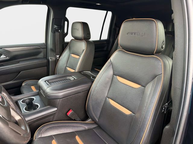 Used 2022 GMC Yukon XL AT4 w/ Technology Package image 17