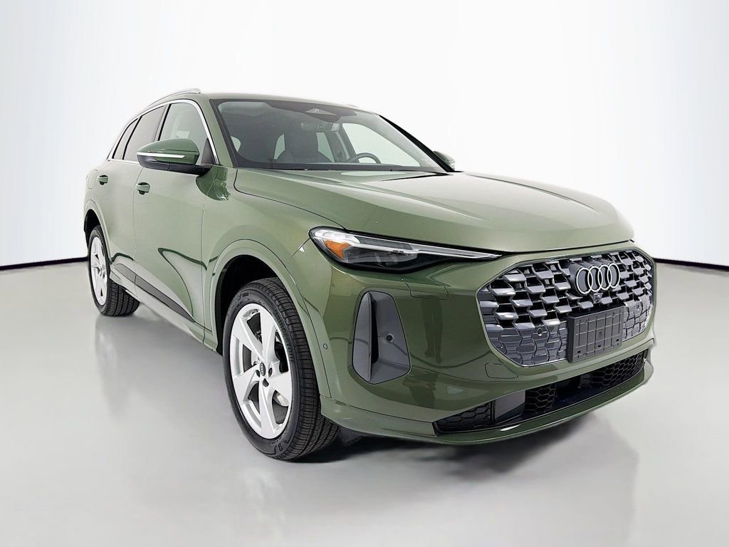 Certified 2025 Audi Q5 Premium Plus w/ Premium Plus