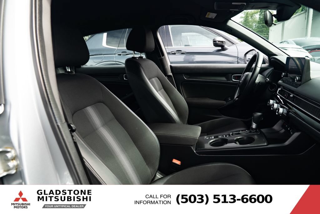 Used 2025 Honda Civic Sport image 26