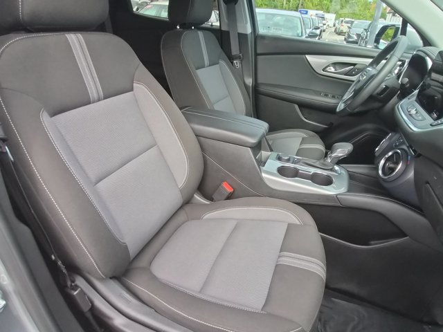 Used 2025 Chevrolet Blazer LT AWD/4WD image 30