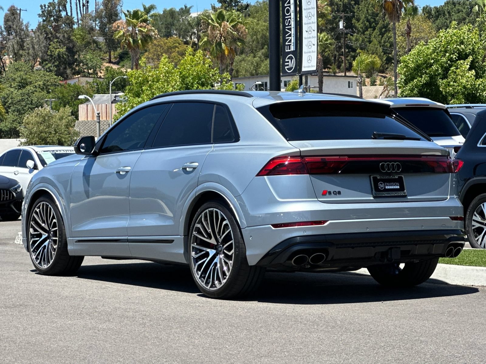 Used 2024 Audi SQ8 Prestige AWD/4WD image 5