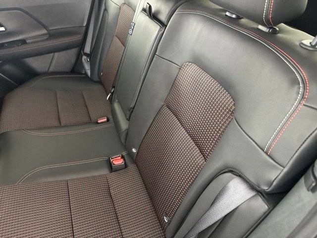Used 2025 Nissan Kicks SR FWD image 29