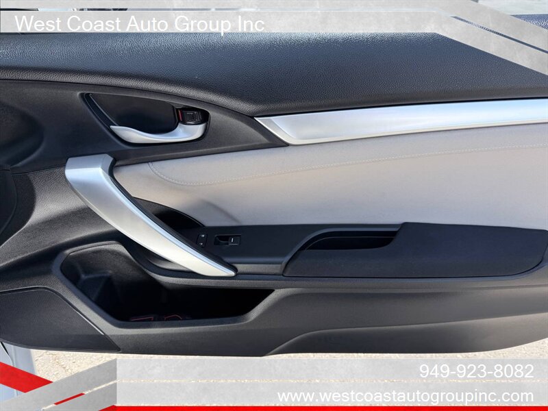 Used 2017 Honda Civic EX-T image 11