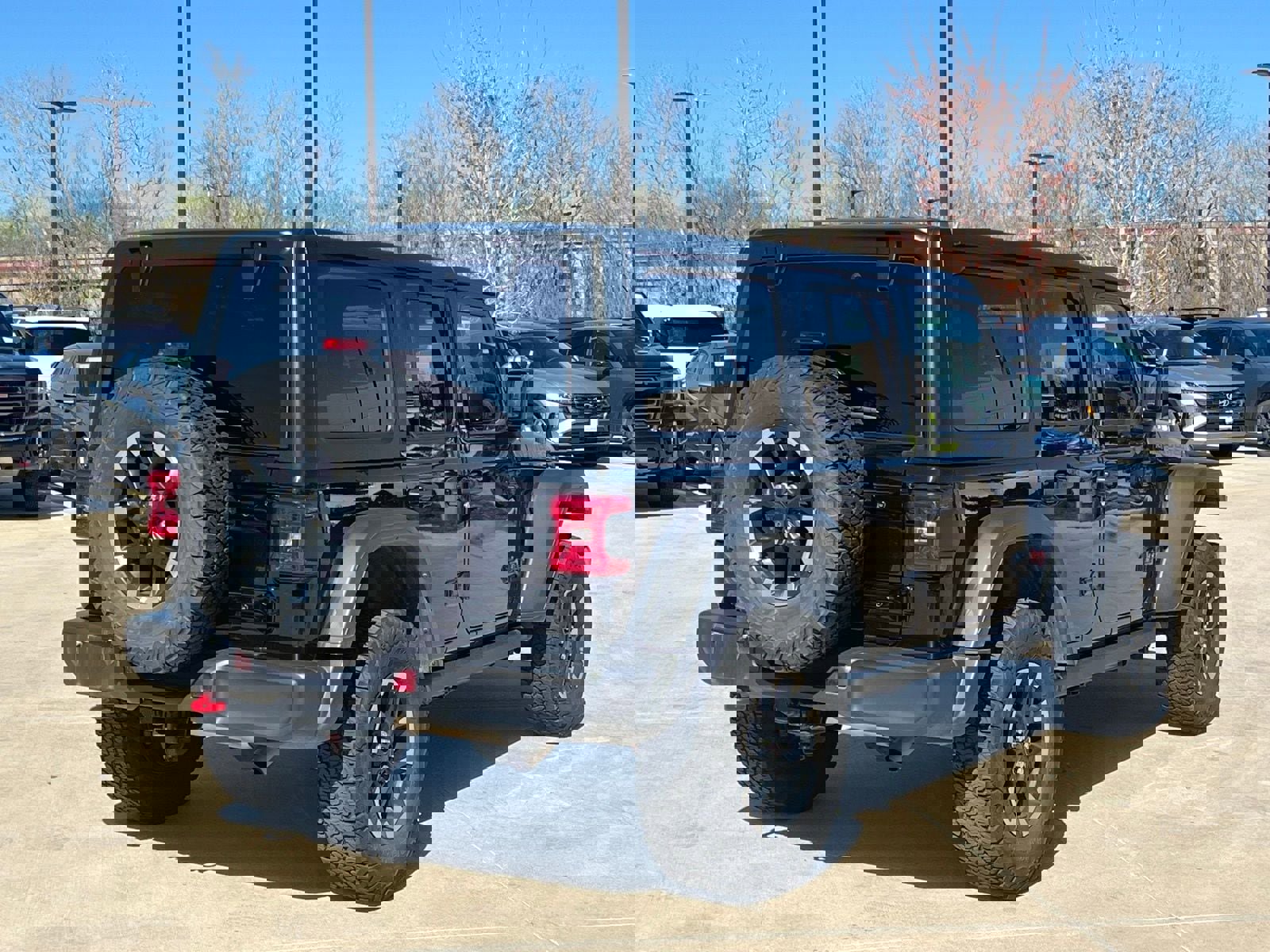 Used 2025 Jeep Wrangler Unlimited Rubicon image 12