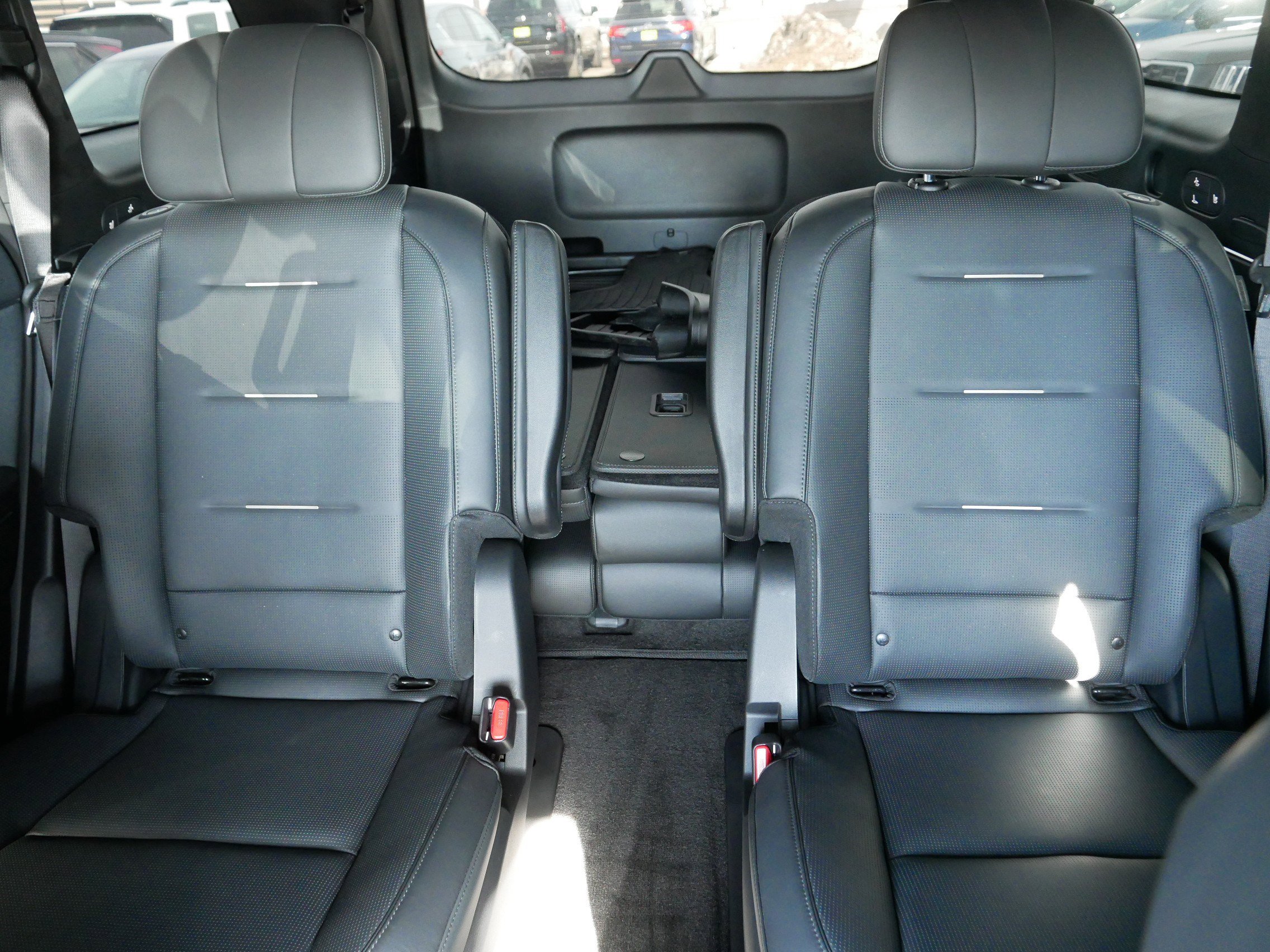 Used 2026 Hyundai Palisade Calligraphy image 13