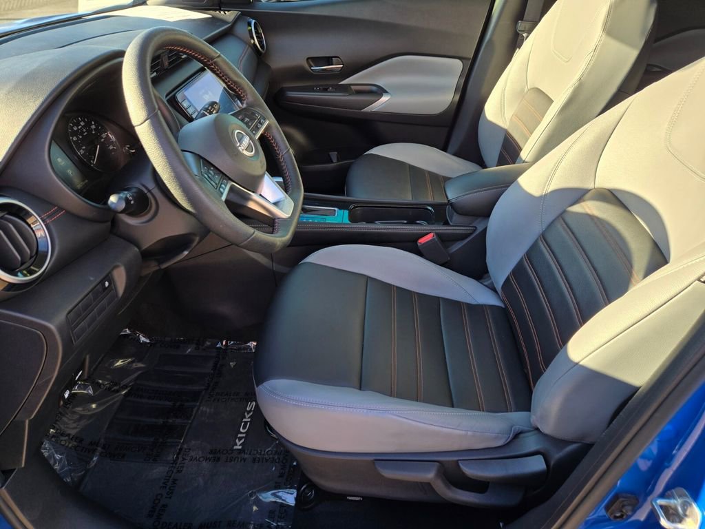 Certified 2023 Nissan Kicks SR w/ SR Premium Package FWD image 11
