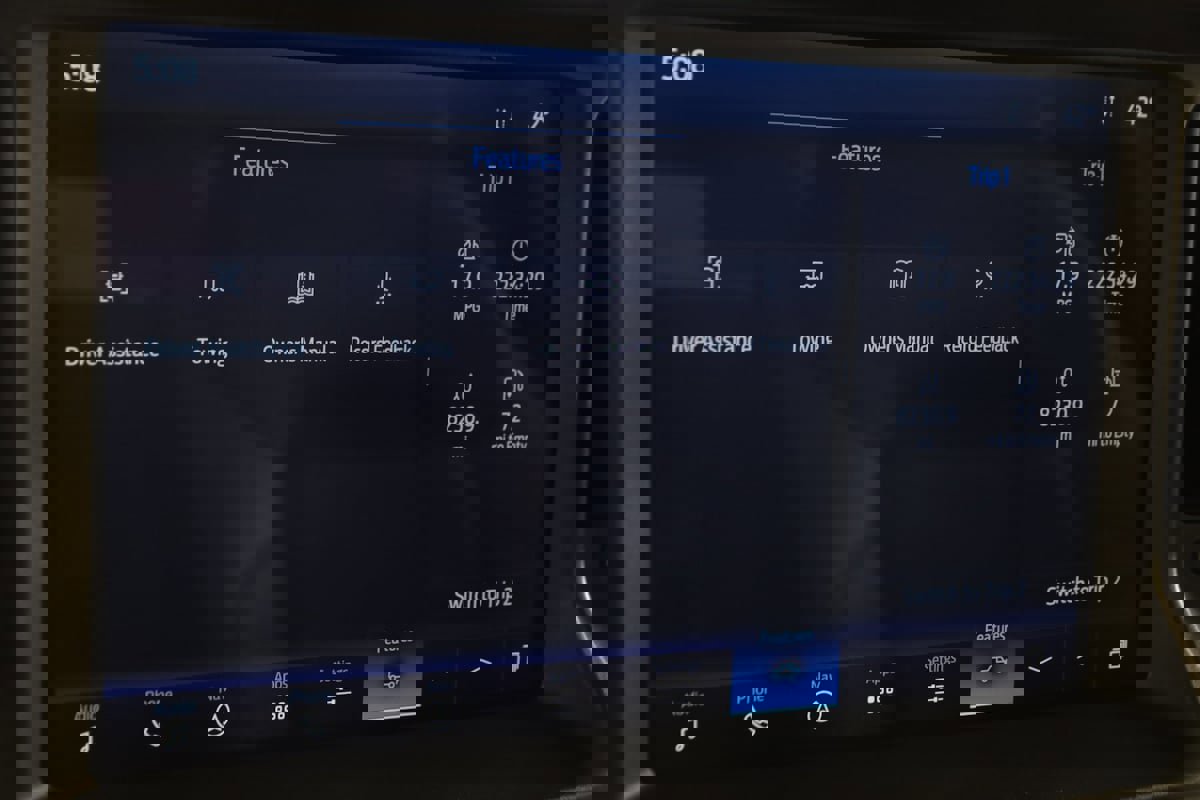 Used 2024 Ford Bronco Black Diamond w/ Sasquatch Package image 38