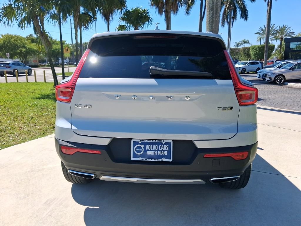 Used 2020 Volvo XC40 T5 Inscription image 5