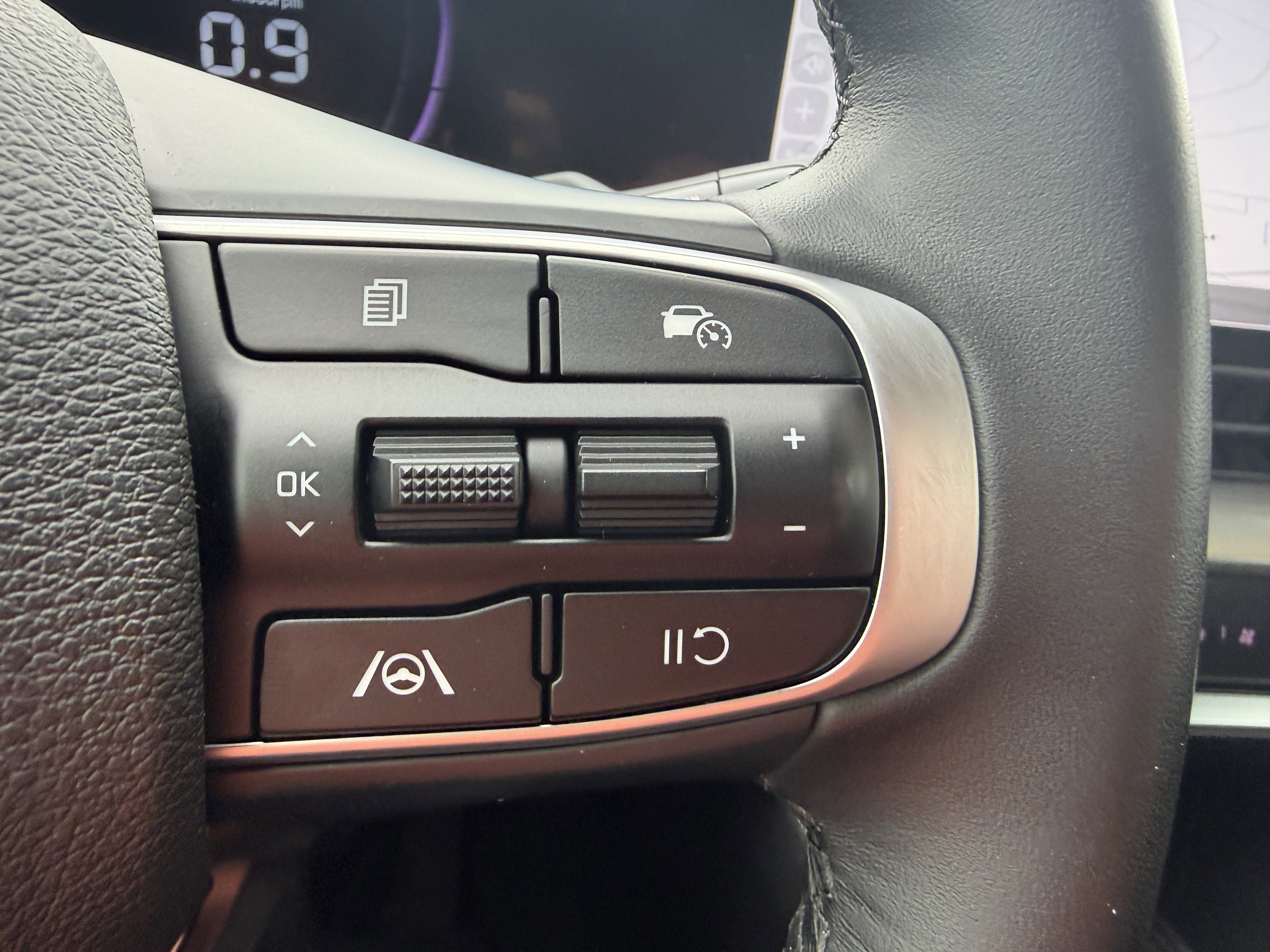 Certified 2023 Kia Sportage EX image 30