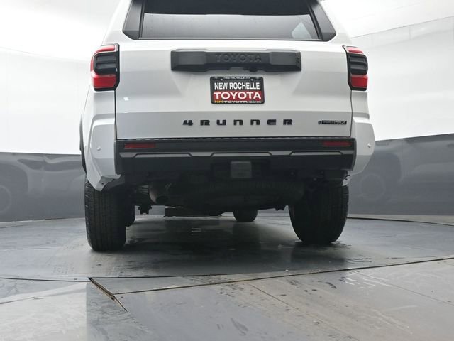 Certified 2025 Toyota 4Runner TRD Off-Road Premium image 29