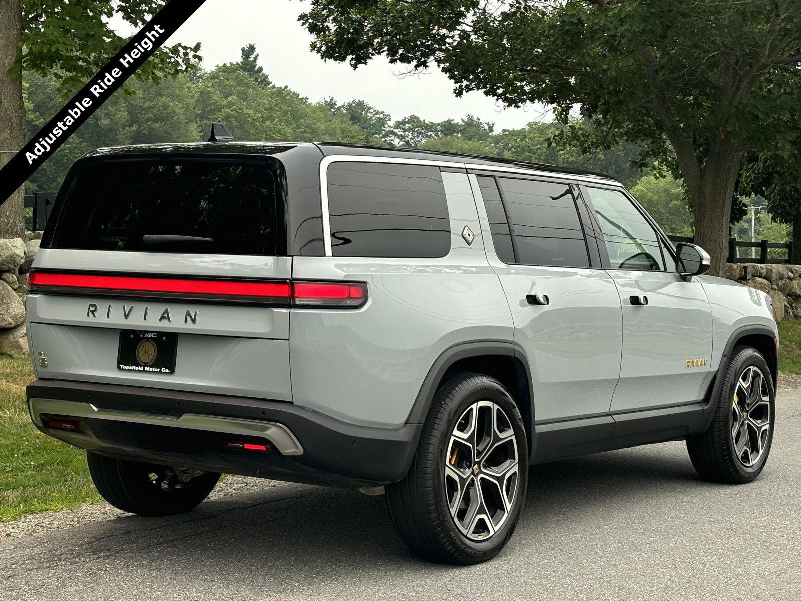 Used 2022 Rivian R1S Launch Edition AWD/4WD image 4