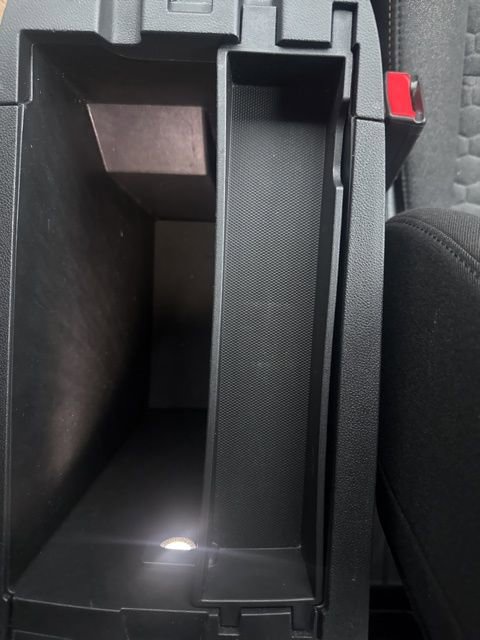 Used 2020 Chevrolet Equinox LT image 35