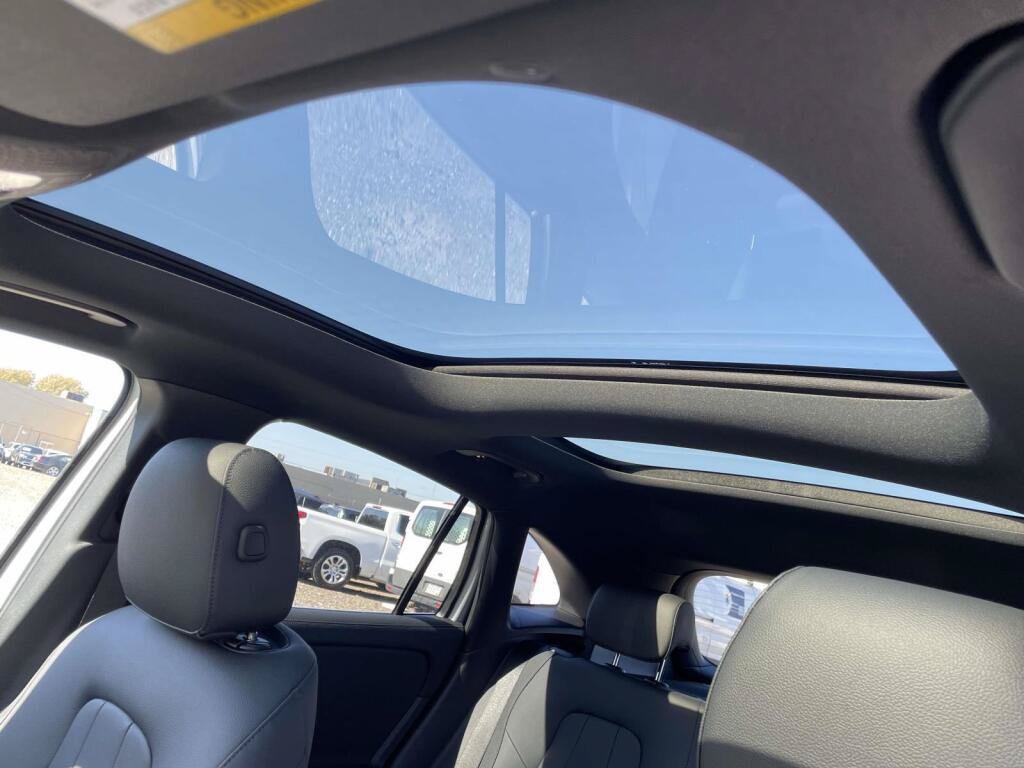 New 2026 Mercedes-Benz GLA 250 4MATIC image 5