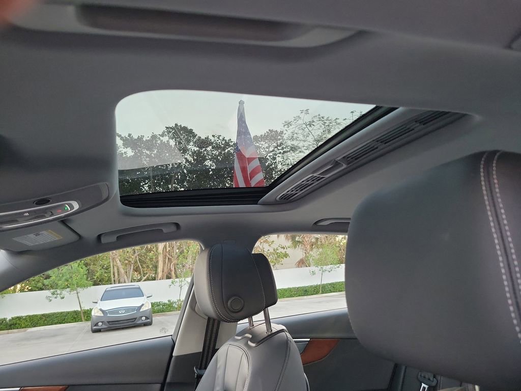 Used 2023 Audi A4 2.0T Premium w/ Convenience Package image 15