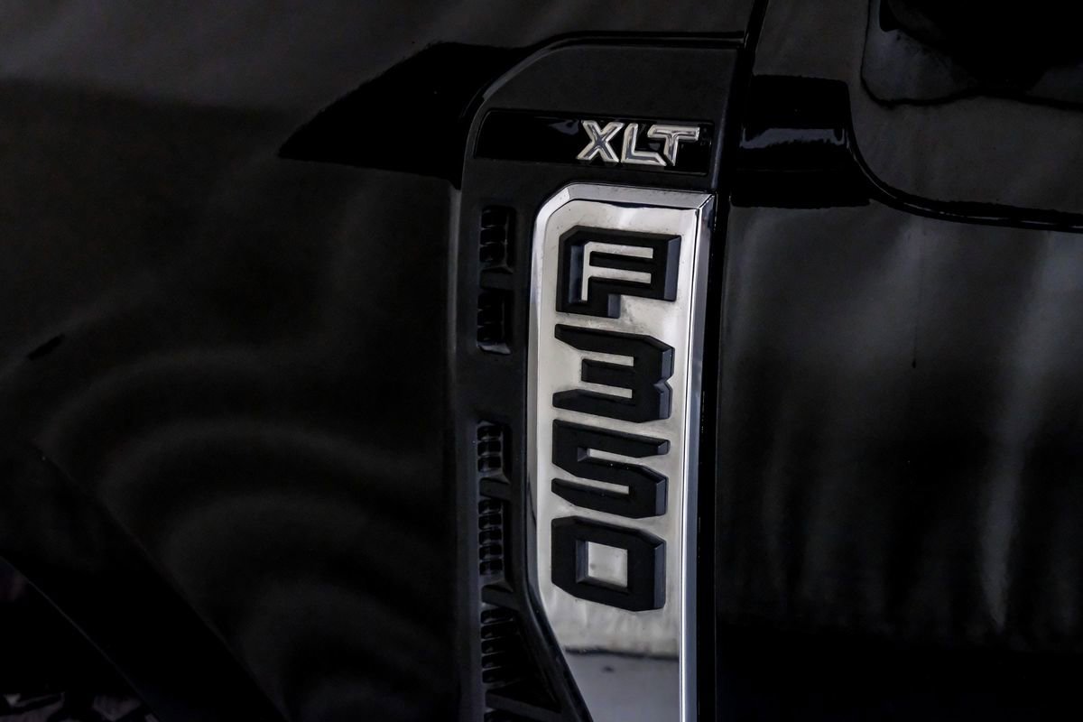 Used 2025 Ford F350 XLT image 41