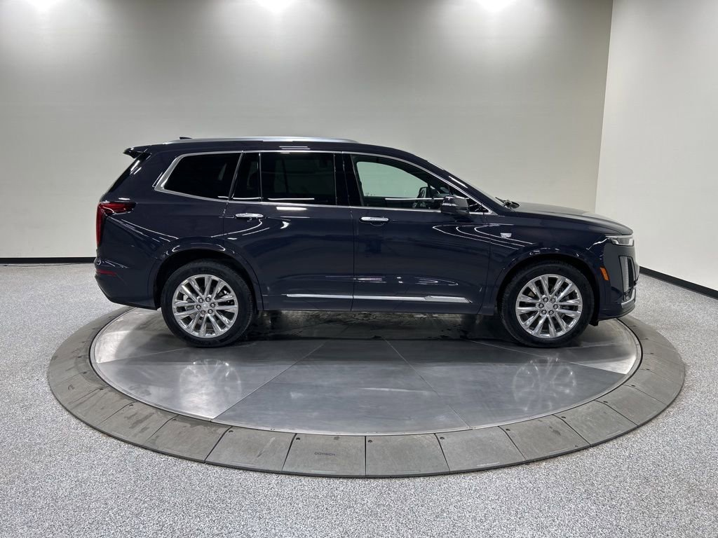 Used 2024 Cadillac XT6 Premium Luxury w/ Technology Package image 5