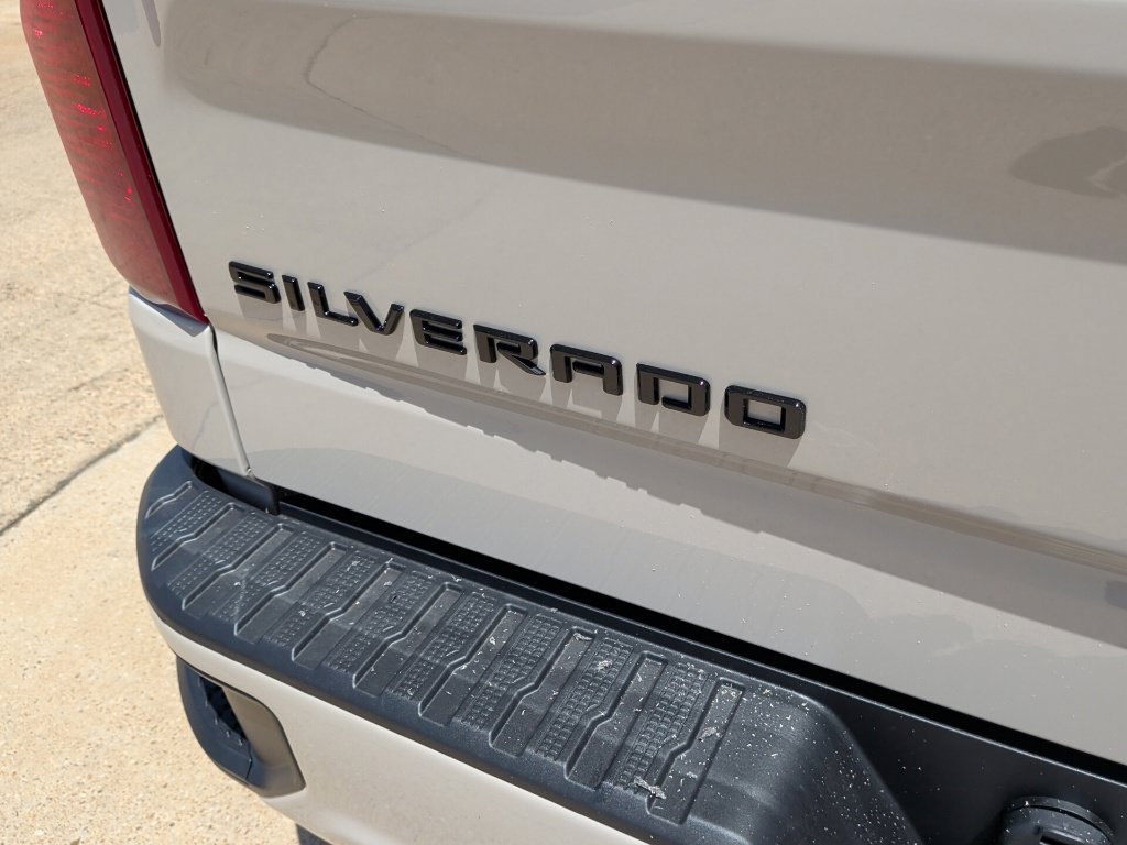 New 2026 Chevrolet Silverado 1500 Custom w/ LPO, Dark Essentials Package RWD image 36