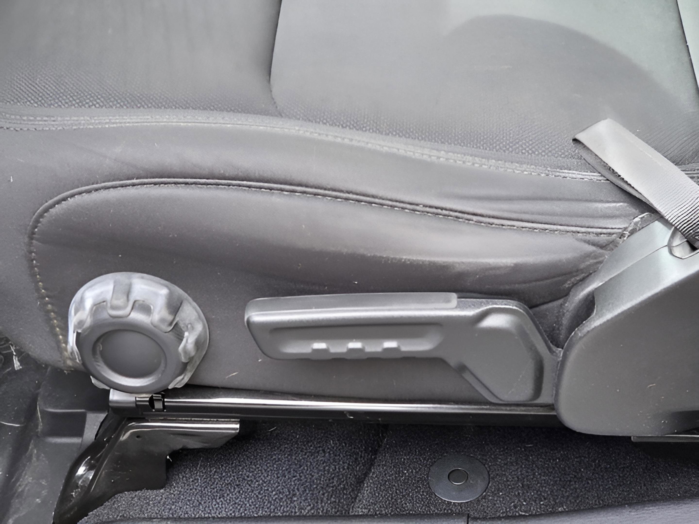 Used 2020 Jeep Wrangler Unlimited Sport image 14