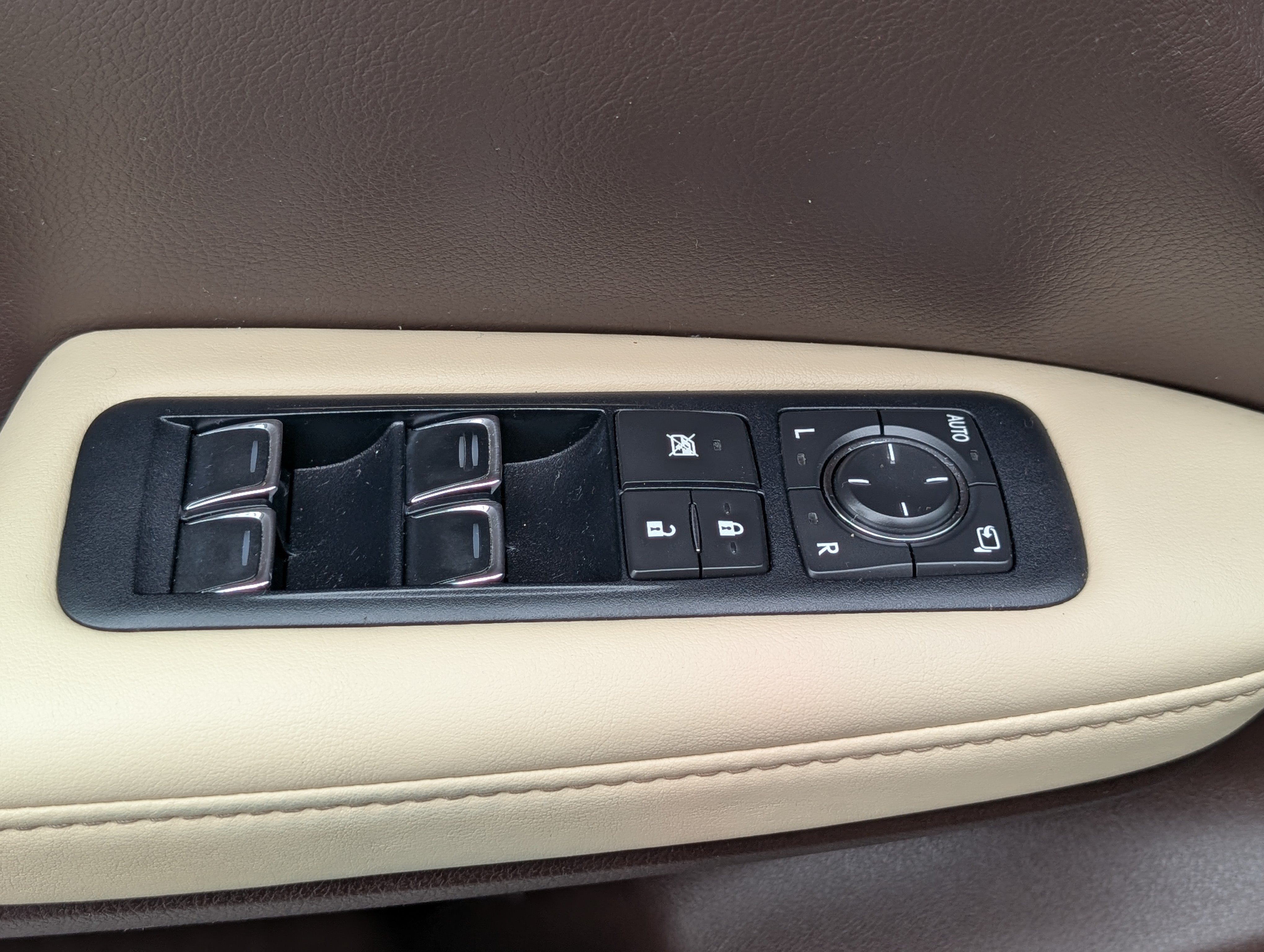 Used 2016 Lexus RX 350 AWD w/ Premium Package image 20