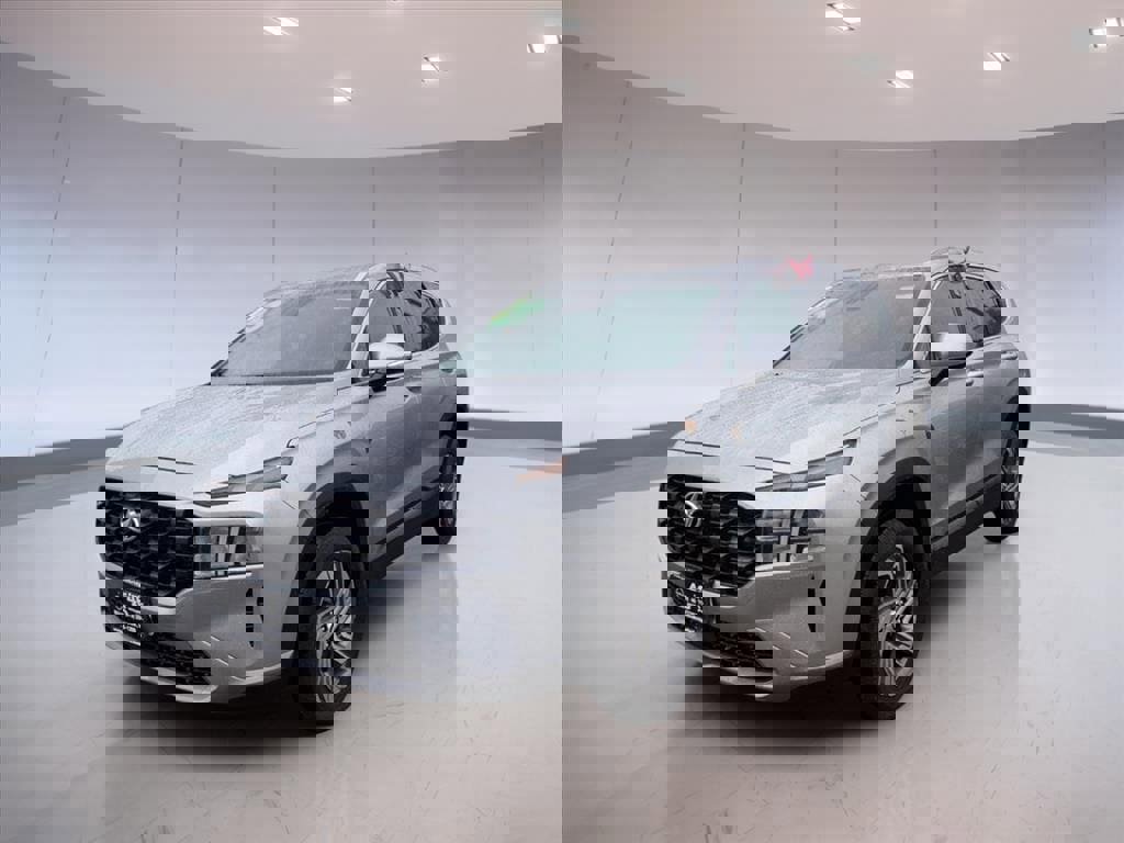 Used 2023 Hyundai Santa Fe SEL image 2