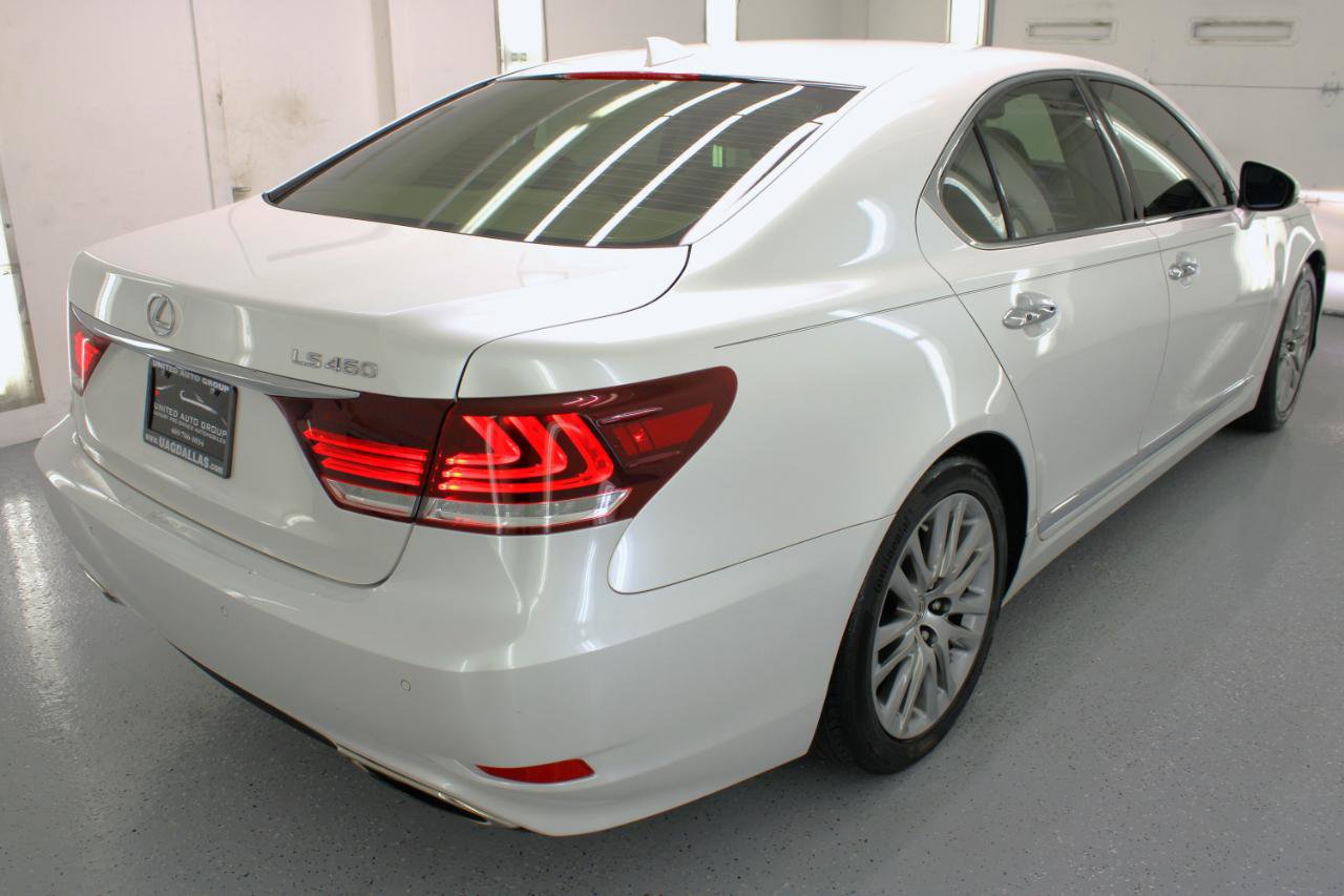 Used 2016 Lexus LS 460 w/ Comfort Package image 9