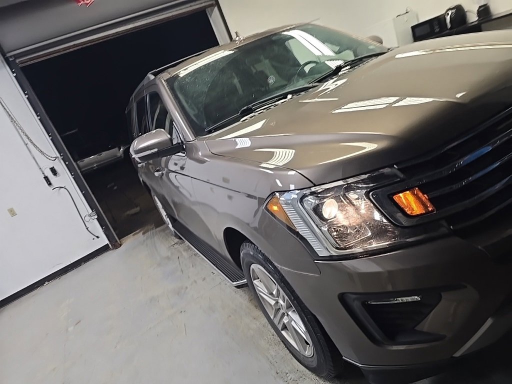 Used 2019 Ford Expedition XLT w/ Equipment Group 202A image 1