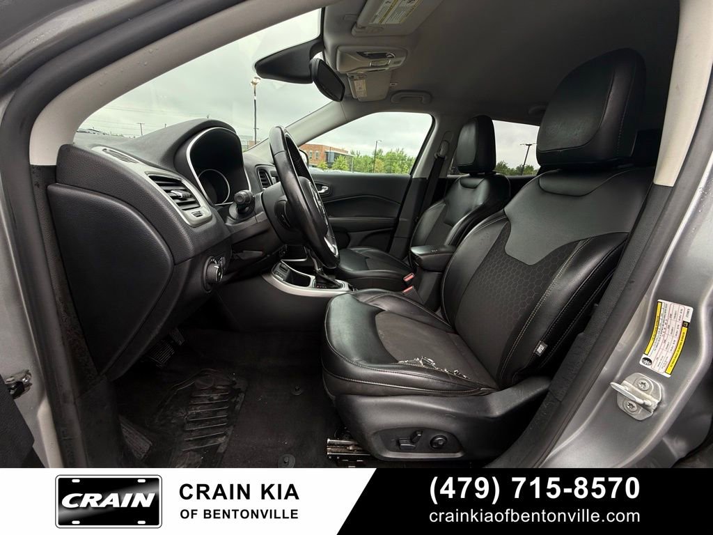 Used 2018 Jeep Compass Latitude w/ Popular Equipment Group image 23