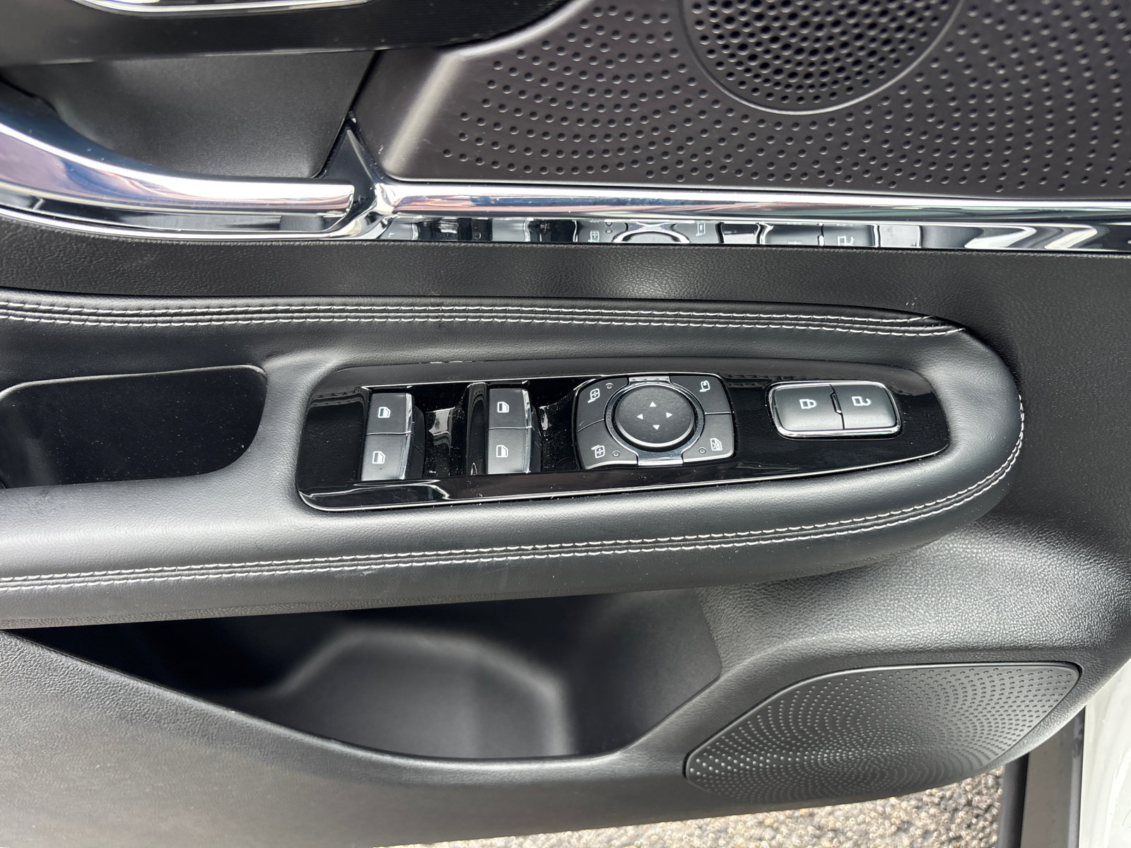 New 2026 Lincoln Corsair Reserve AWD/4WD image 13
