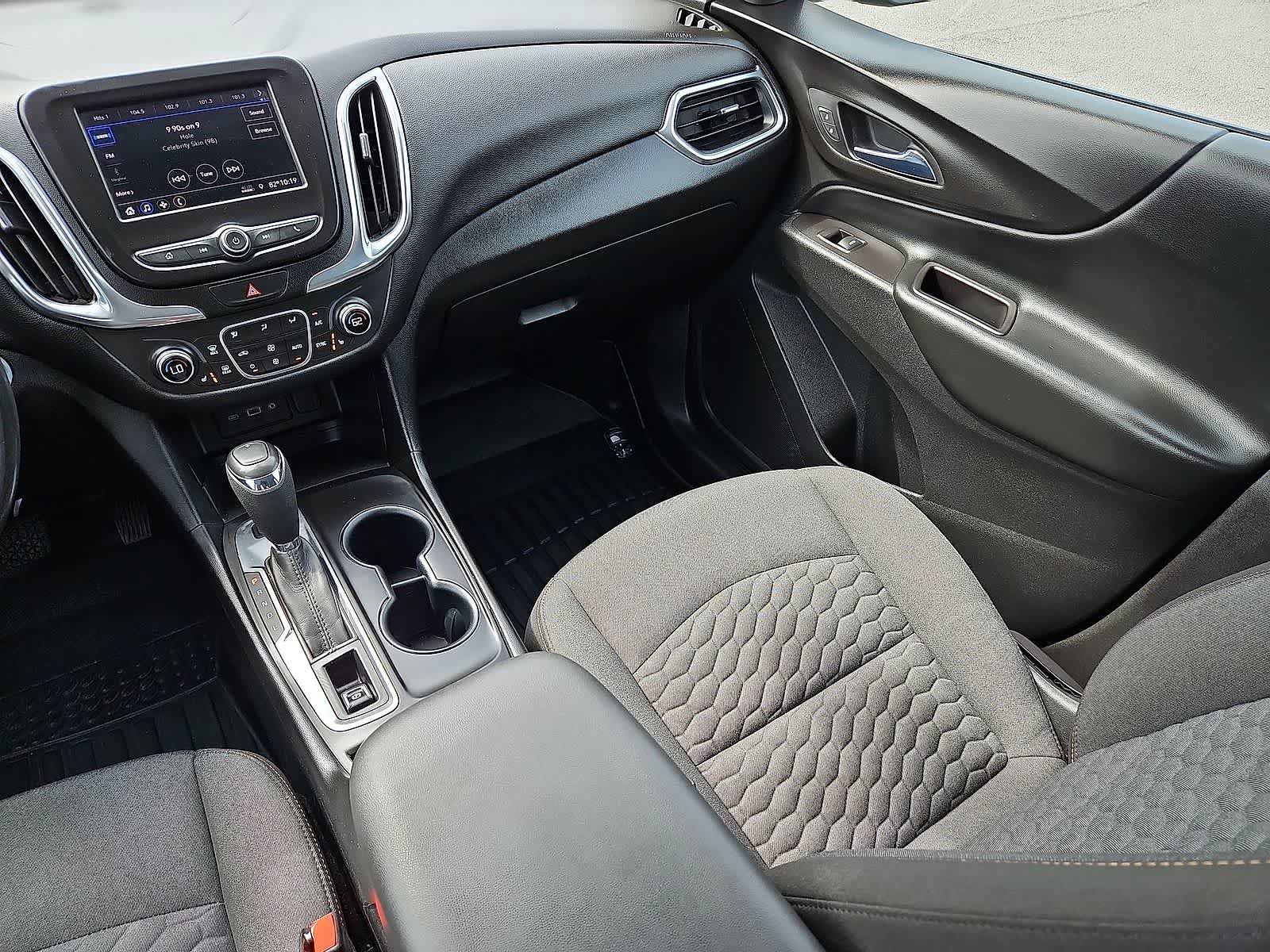 Used 2020 Chevrolet Equinox LT AWD/4WD image 12