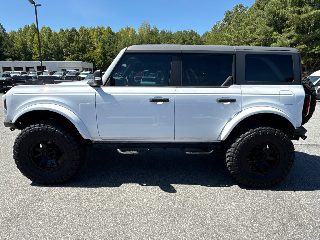 Used 2023 Ford Bronco Badlands w/ Sasquatch Package AWD/4WD image 4