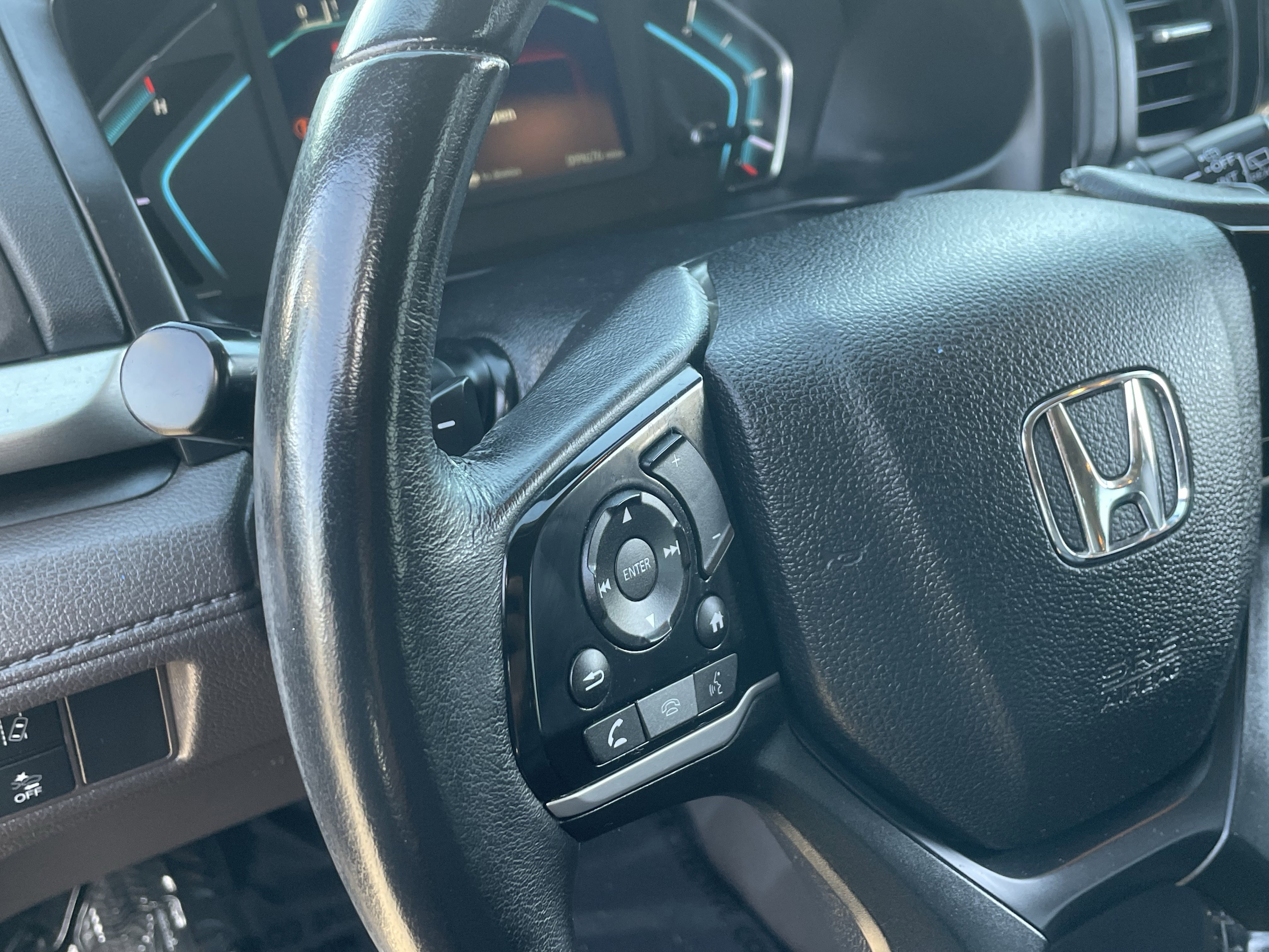 Used 2018 Honda Odyssey EX-L image 23