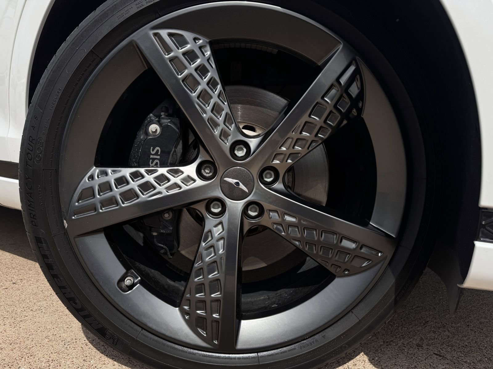 Used 2023 Genesis GV70 2.5T w/ Sport Prestige Package image 10