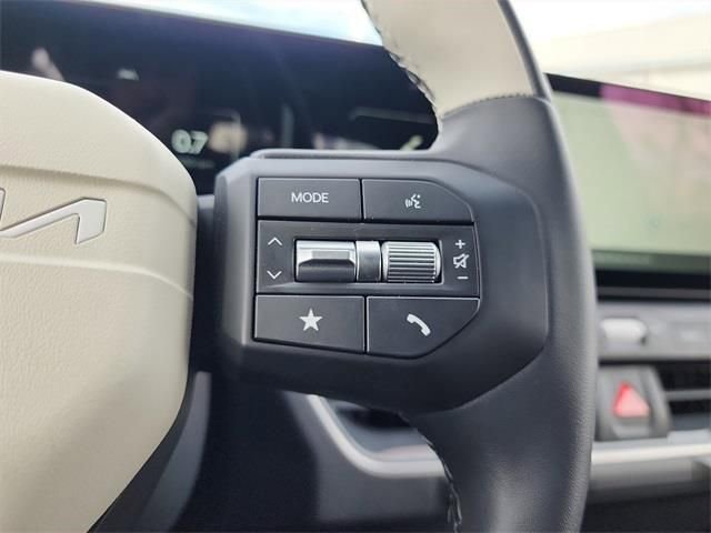 New 2026 Kia K4 GT-Line Turbo FWD image 23