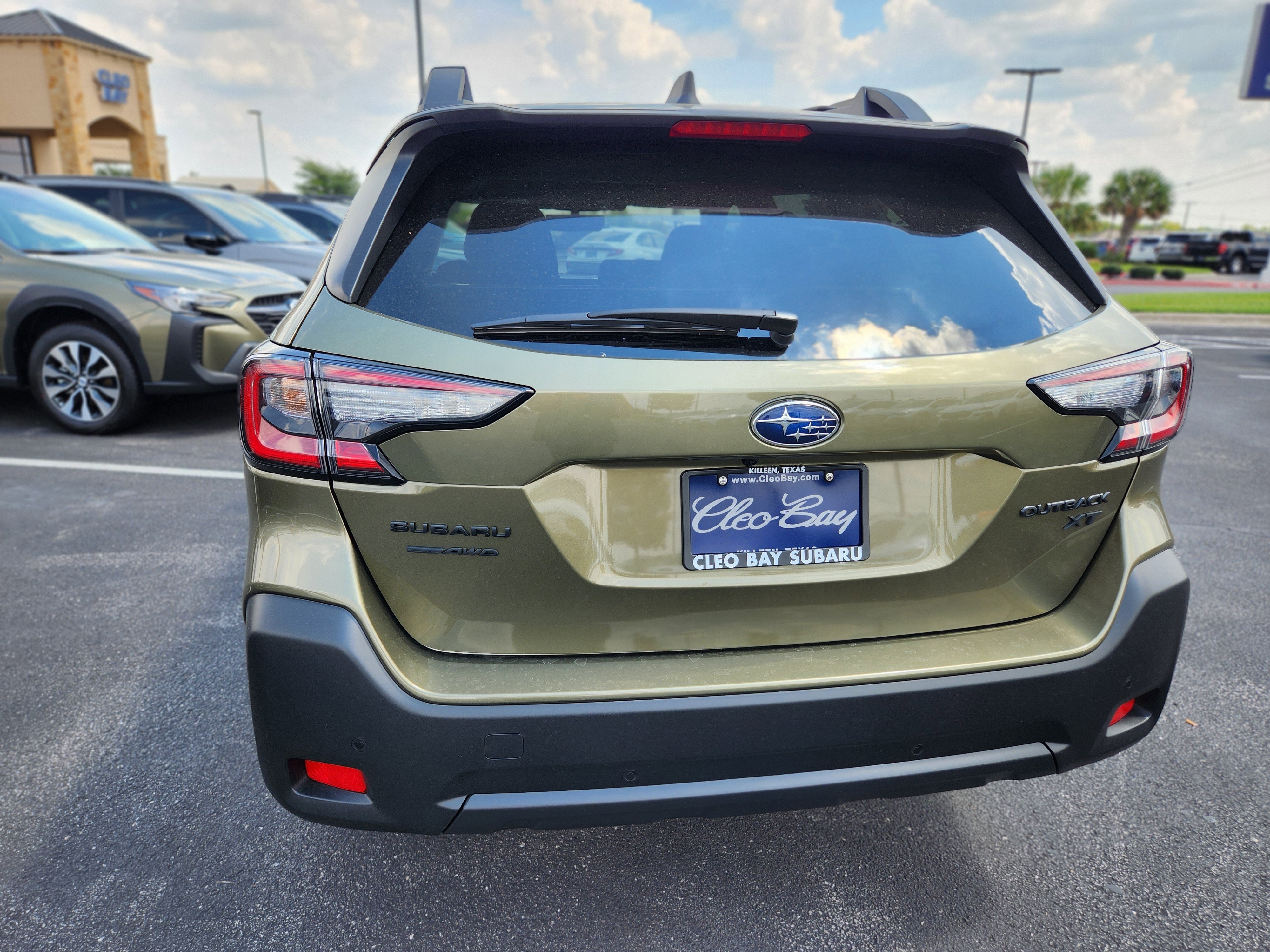 New 2025 Subaru Outback Onyx Edition XT image 6