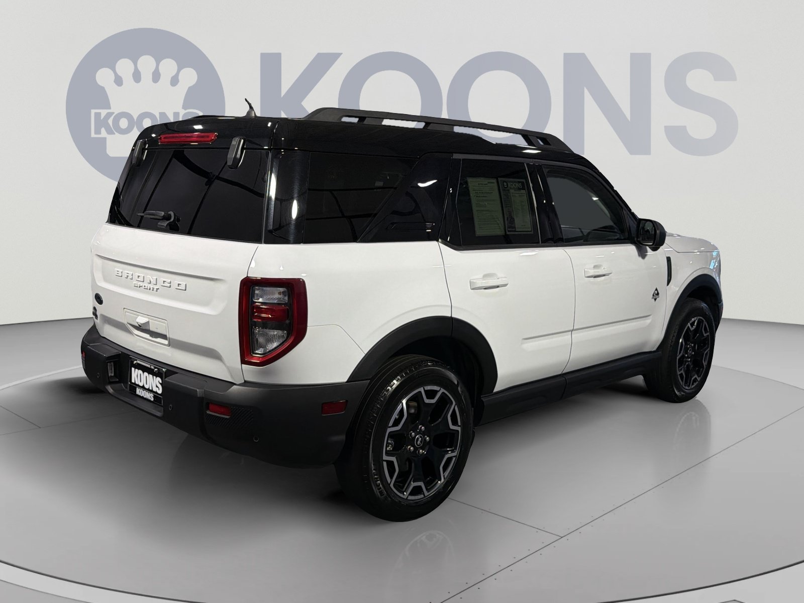 Used 2025 Ford Bronco Sport Outer Banks w/ Outer Banks Tech Package+ AWD/4WD image 7