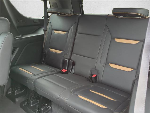 Used 2024 GMC Yukon AT4 w/ AT4 Premium Package image 21